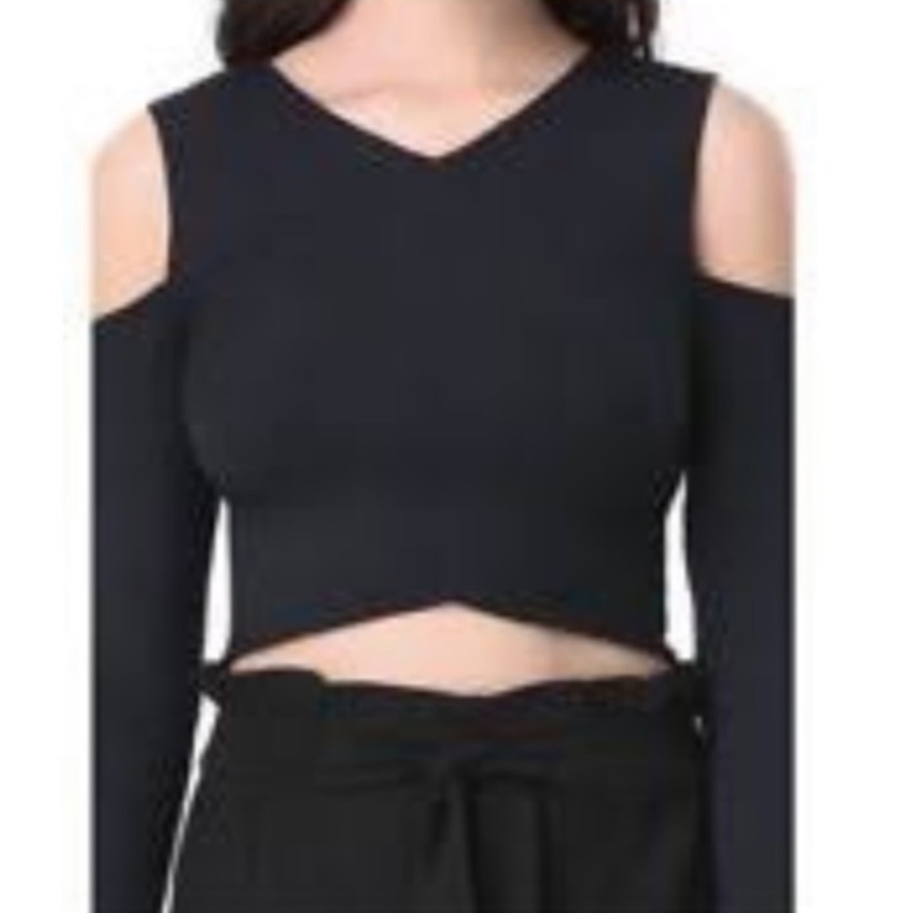 ⭐️NWT⭐️ BEBE Cold Shoulder Crop Top